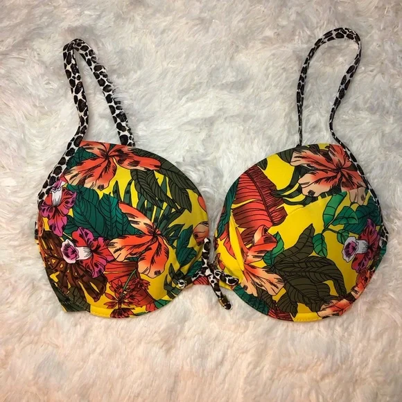 LASCANA Tropical Floral Bikini Top - Picture 5 of 16